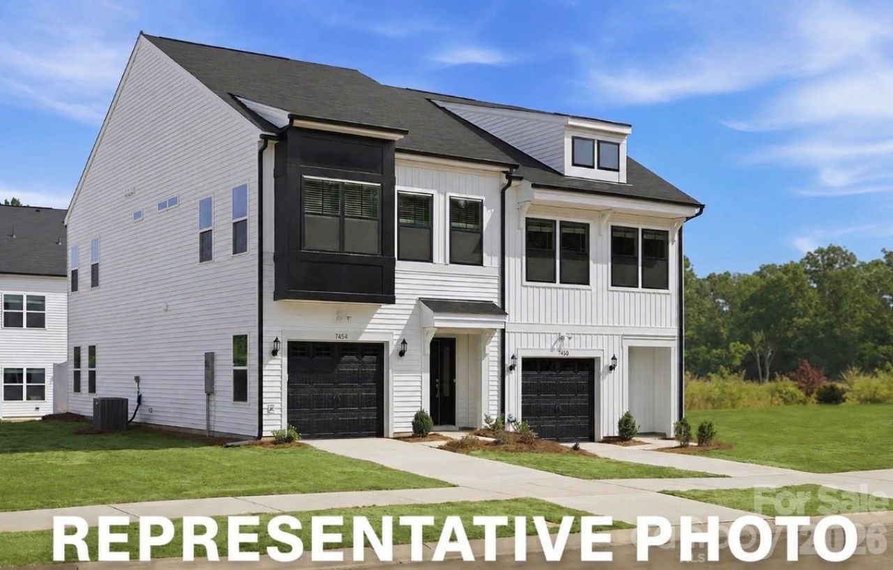5824 Salamander Run Lane, Unit 45, Charlotte, NC 28215 Main Photo