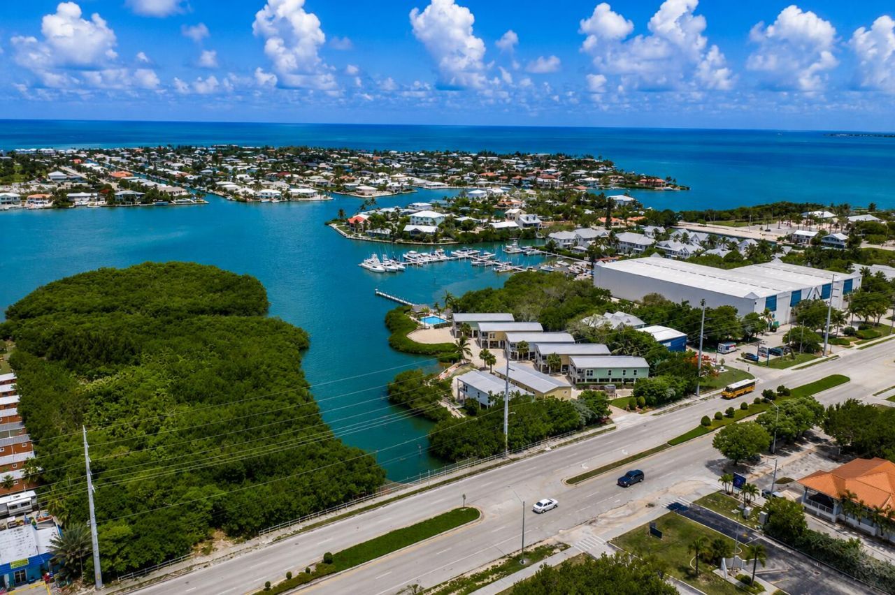 12555 Overseas Highway, Unit F, Marathon, FL 33050 Photo