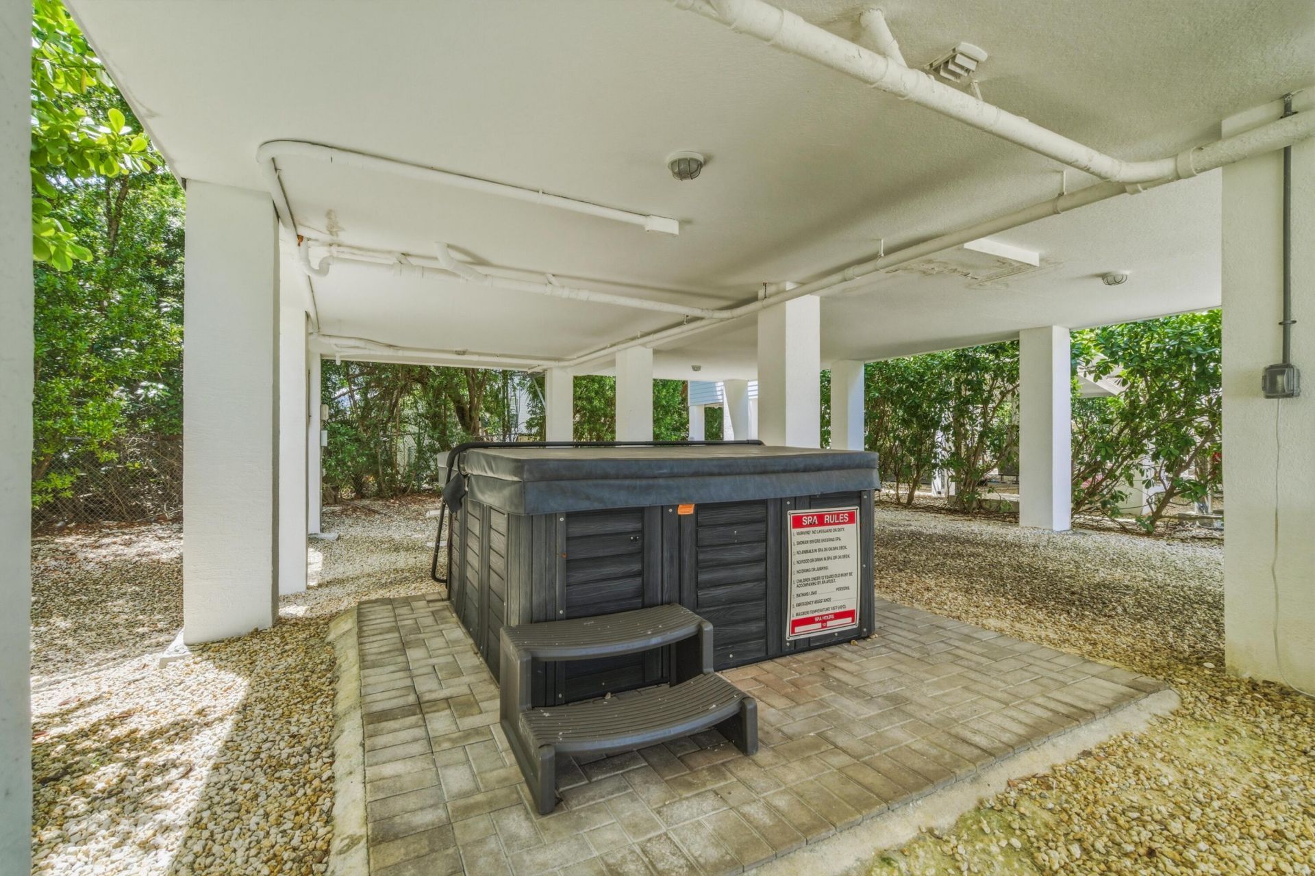 12555 Overseas Highway, Unit F, Marathon, FL 33050 Photo