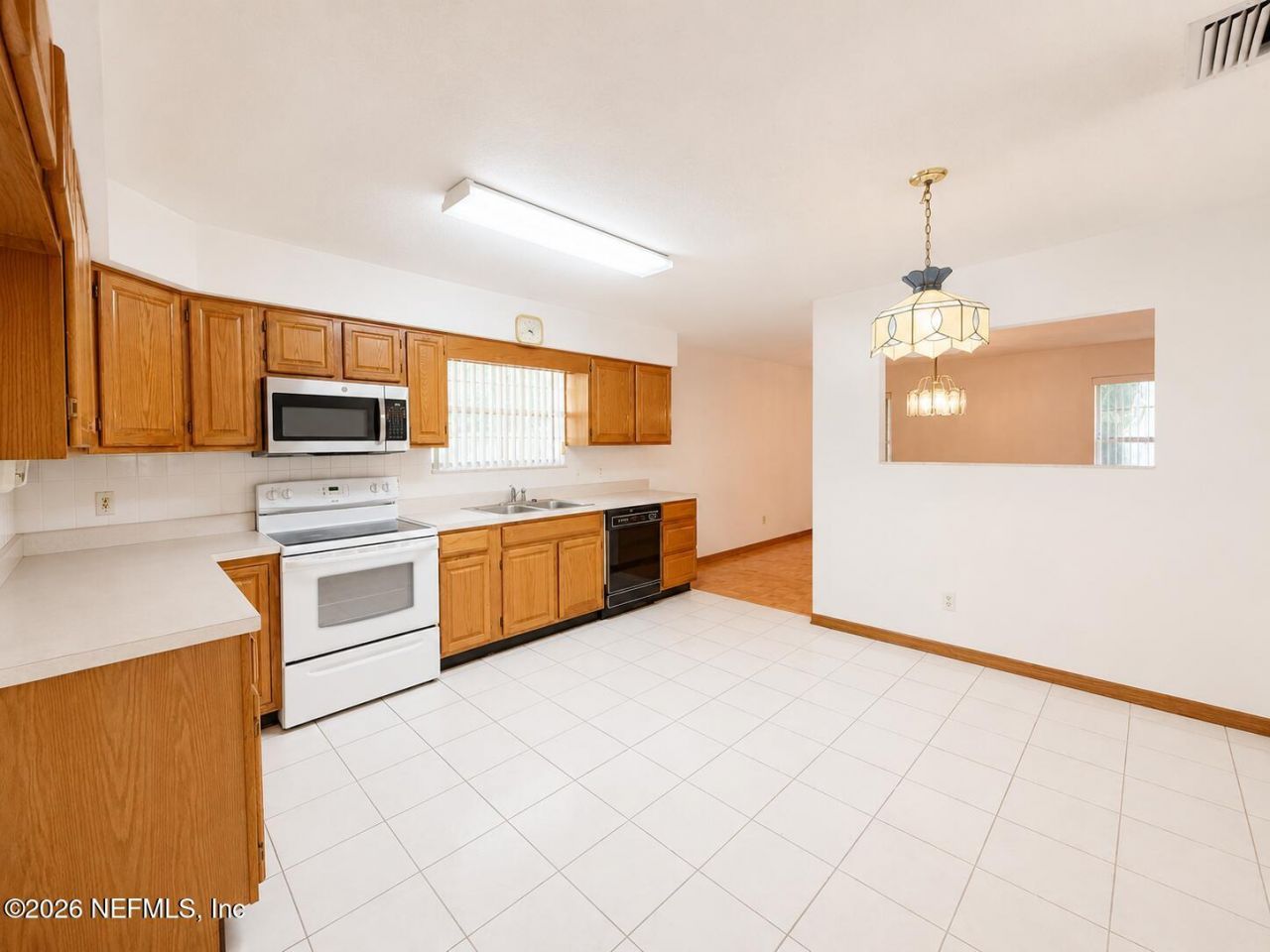 6 Surfcrest Street, Saint Augustine Beach, FL 32080 Photo