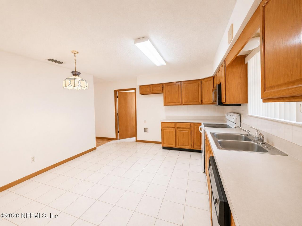 6 Surfcrest Street, Saint Augustine Beach, FL 32080 Photo