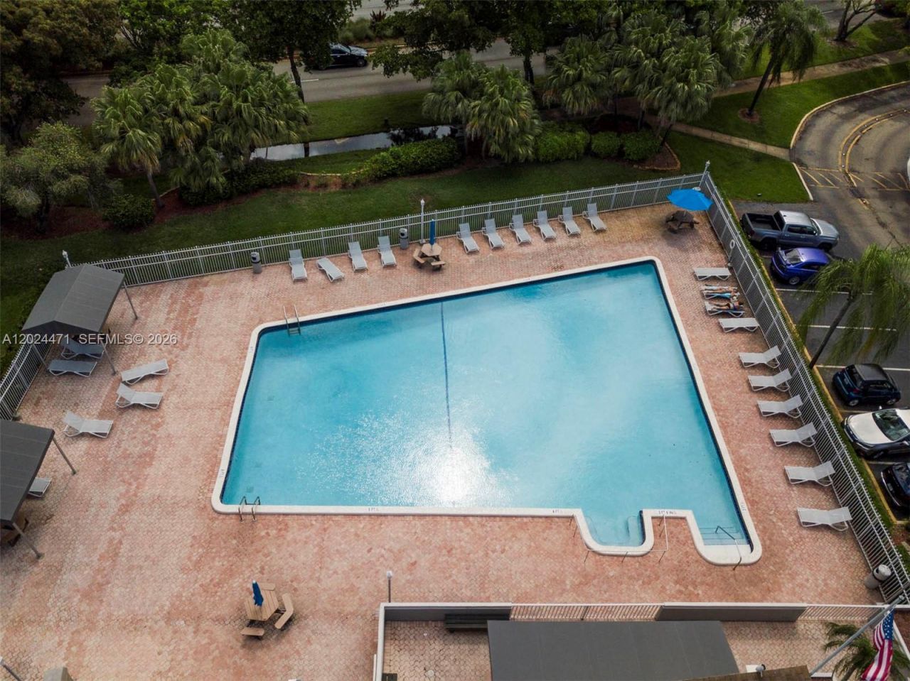 1461 NW 113th Ave , Pembroke Pines, FL 33026 Photo