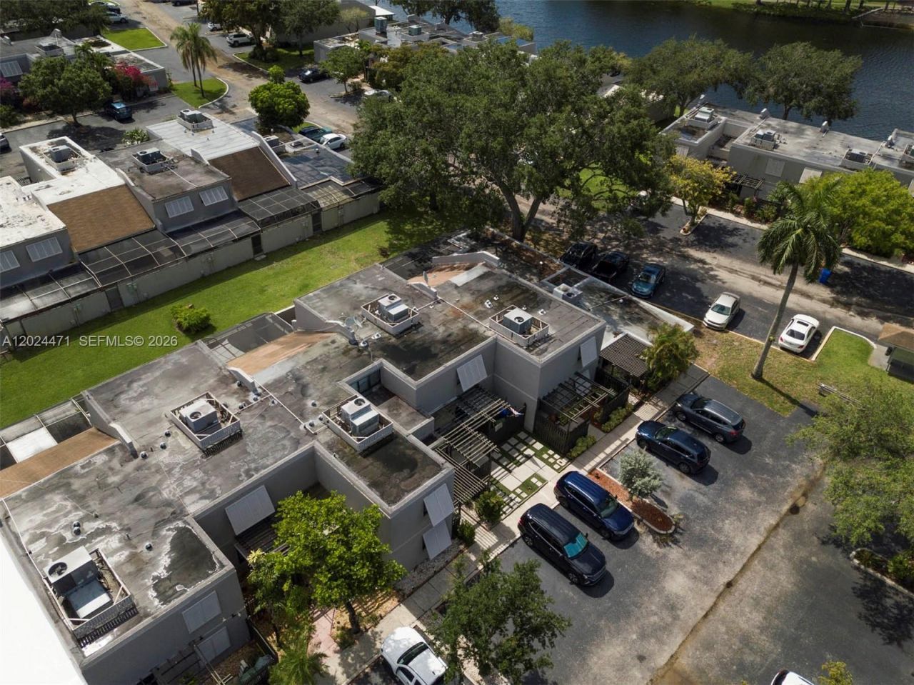 1461 NW 113th Ave , Pembroke Pines, FL 33026 Photo