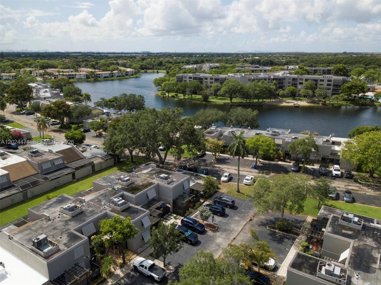 1461 NW 113th Ave , Pembroke Pines, FL 33026 Photo