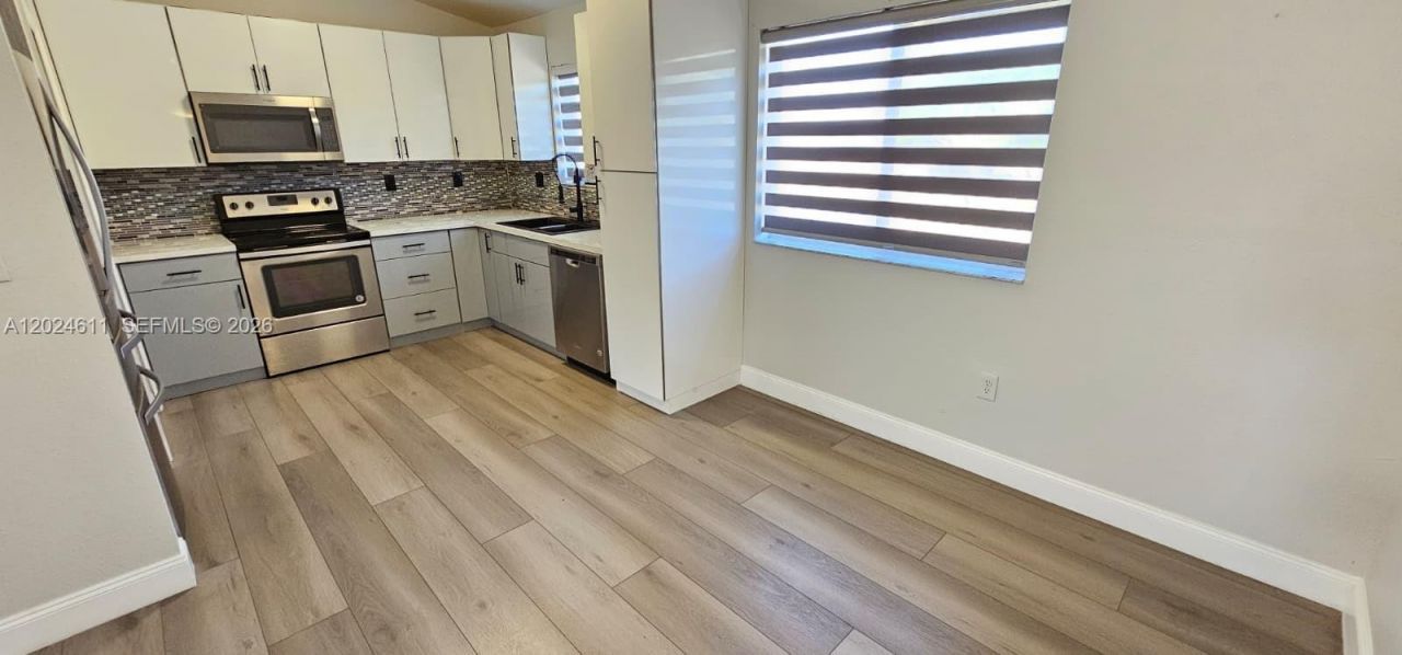 17362 NW 74th Ave , Unit 201, Hialeah, FL 33015 Photo