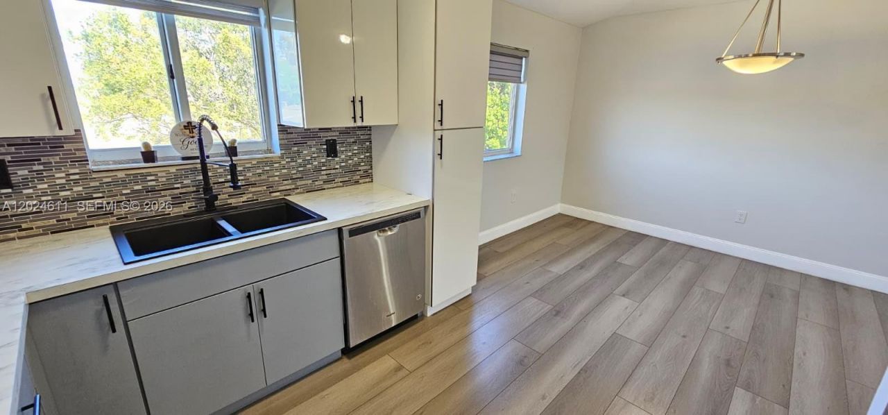 17362 NW 74th Ave , Unit 201, Hialeah, FL 33015 Photo