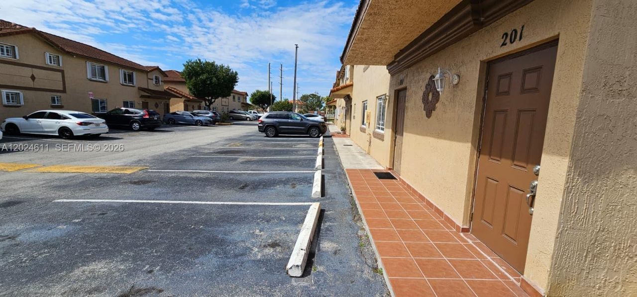 17362 NW 74th Ave , Unit 201, Hialeah, FL 33015 Photo