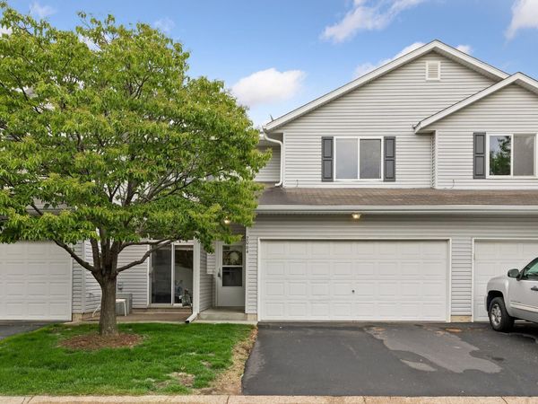 2064 Parkway Avenue , Shakopee, MN 55379