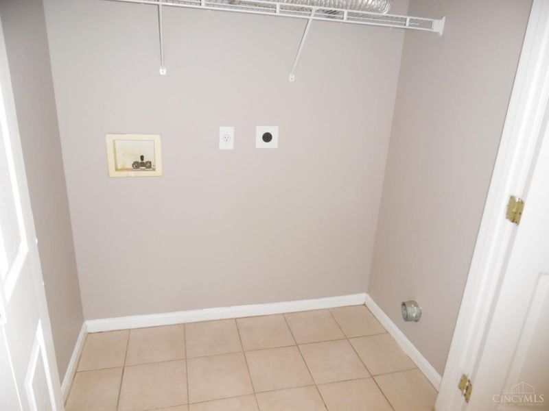 504 Diamond Loop, Lemon Twp, OH 45044 Photo 10