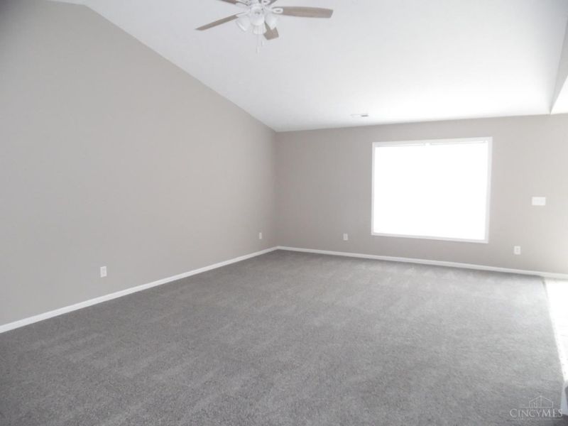 504 Diamond Loop, Lemon Twp, OH 45044 Photo 4