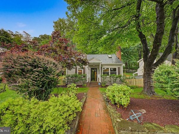 10427 KENSINGTON PARKWAY, KENSINGTON, MD 20895