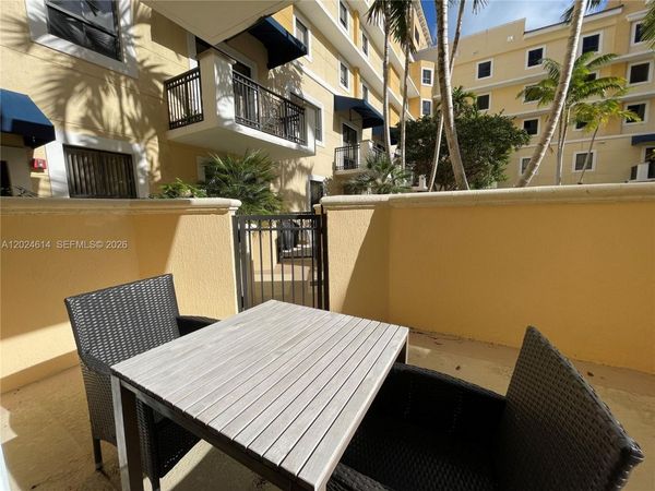 8390 SW 72nd Ave , Unit 411, Miami, FL 33143