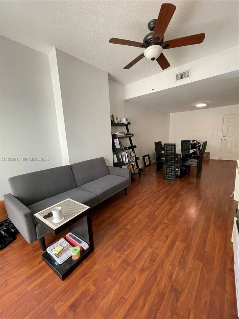 8390 SW 72nd Ave , Unit 411, Miami, FL 33143 Photo