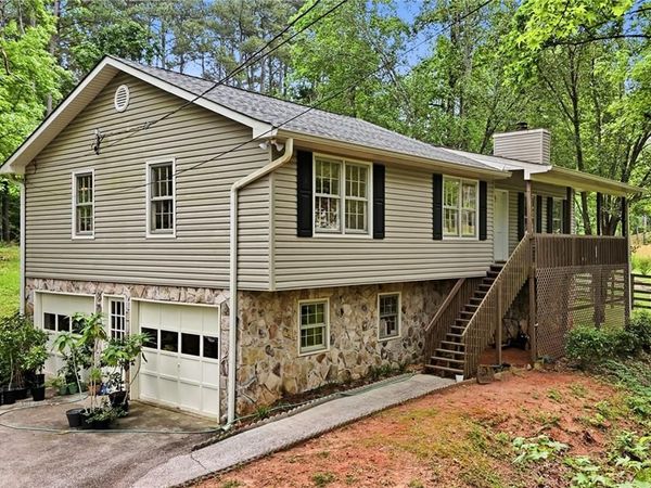 332 Pine Acres Drive , Canton, GA 30115
