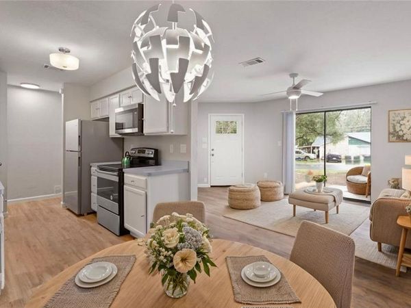 1012 Allen ST, San Marcos, TX 78666