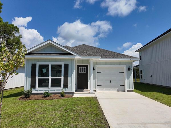 2138 Aqua Street, Gulf Breeze, FL 32563