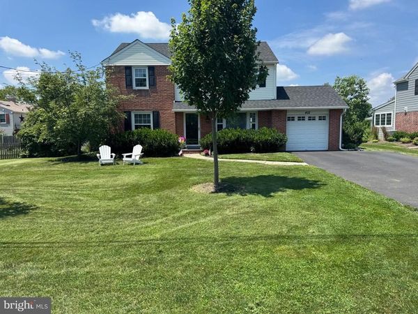 402 ELLIGER AVENUE, FORT WASHINGTON, PA 19034