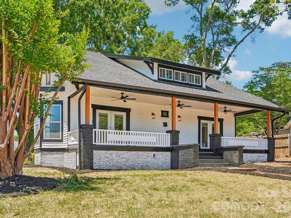 616 14th Street SW, Hickory, NC 28602