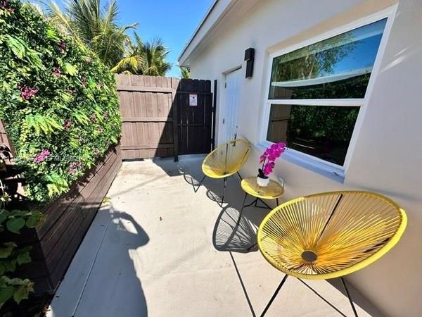 1634 Fletcher St , Unit 3, Hollywood, FL 33020