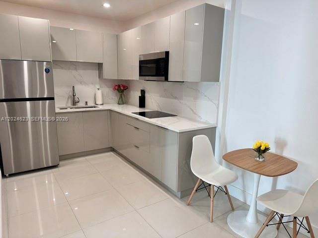 1634 Fletcher St , Unit 3, Hollywood, FL 33020 Photo