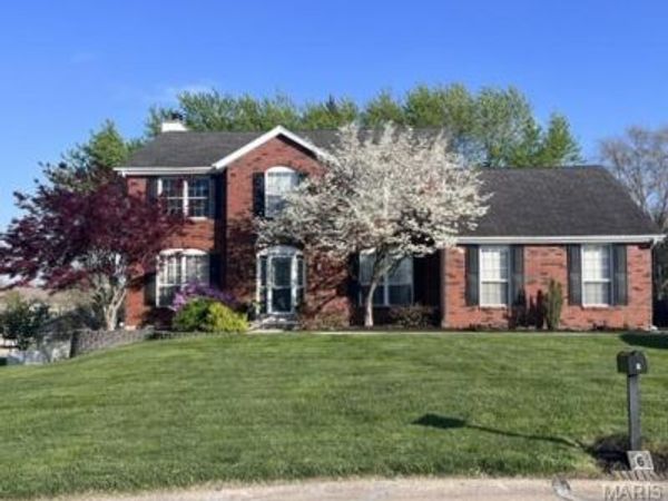 6 W Timothy Lane , St Charles, MO 63303