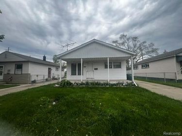 1774 Council Avenue, Lincoln Park, MI 48146