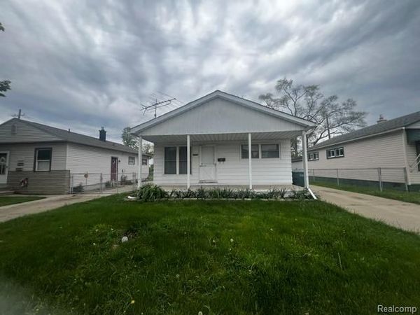 1774 Council Avenue, Lincoln Park, MI 48146