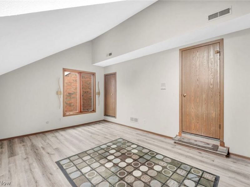 4705 Mayfield Road, Unit B, South Euclid, OH 44121 Photo 13