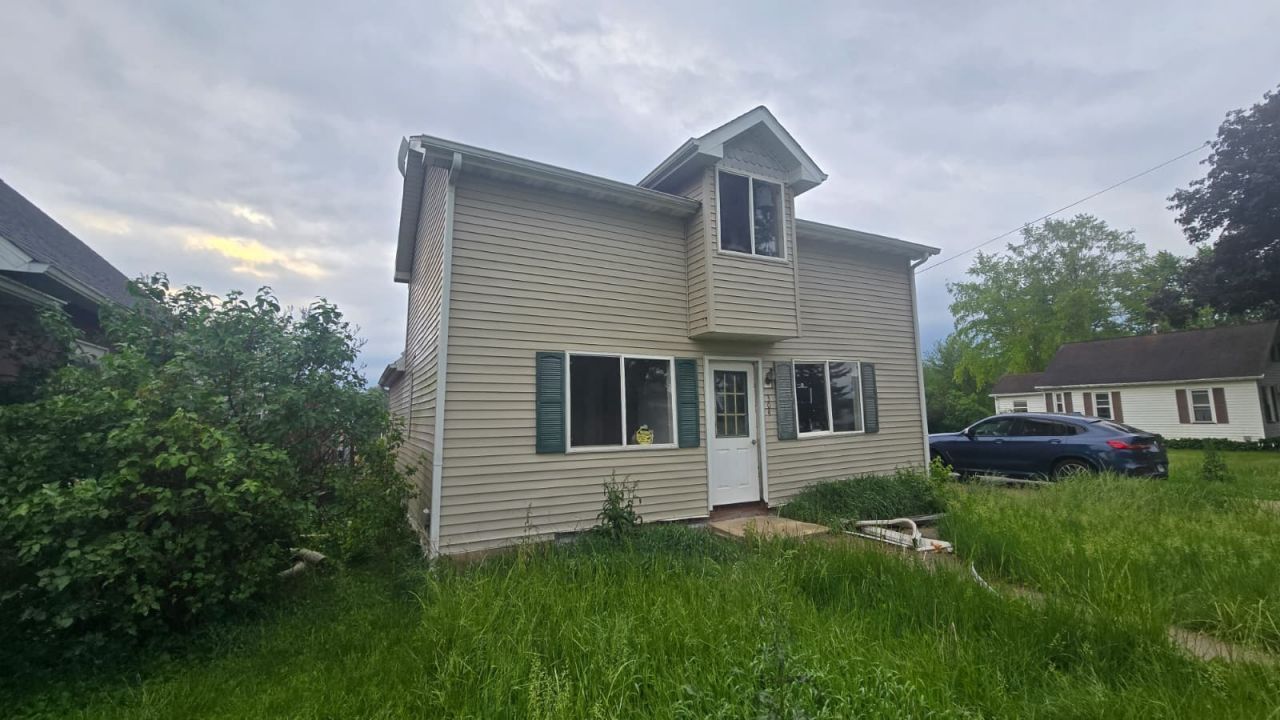 304 N Taylor Avenue , Cherry, IL 61317