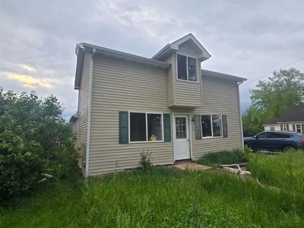 304 N Taylor Avenue , Cherry, IL 61317