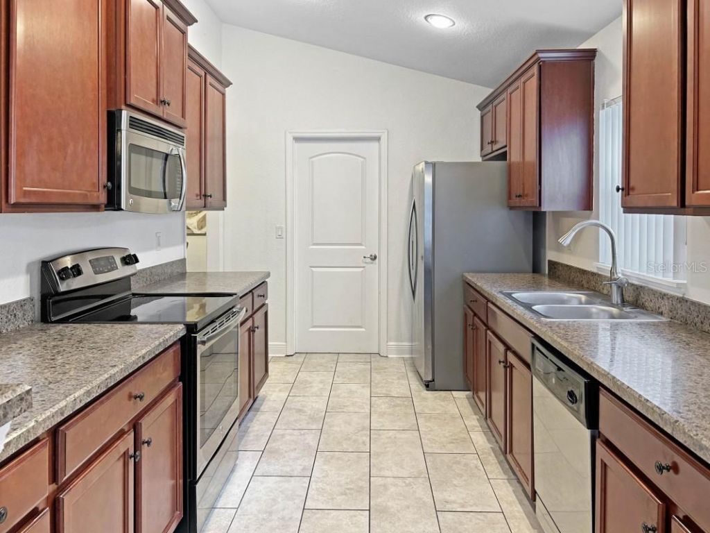 14310 Edinburgh Moor Drive, Wimauma, FL 33598 Photo