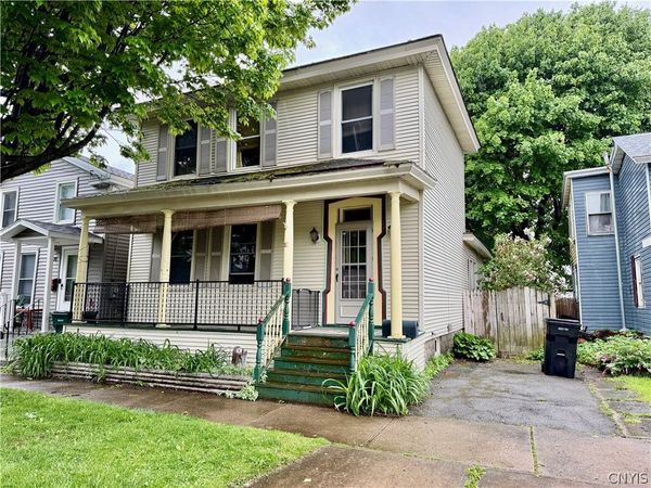 68 W 7th Street , Oswego, NY 13126