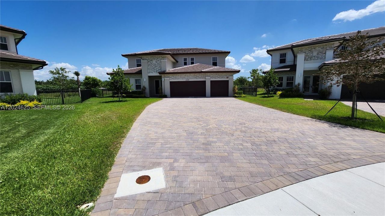 12209 SW 43rd St , Davie, FL 33330 Photo