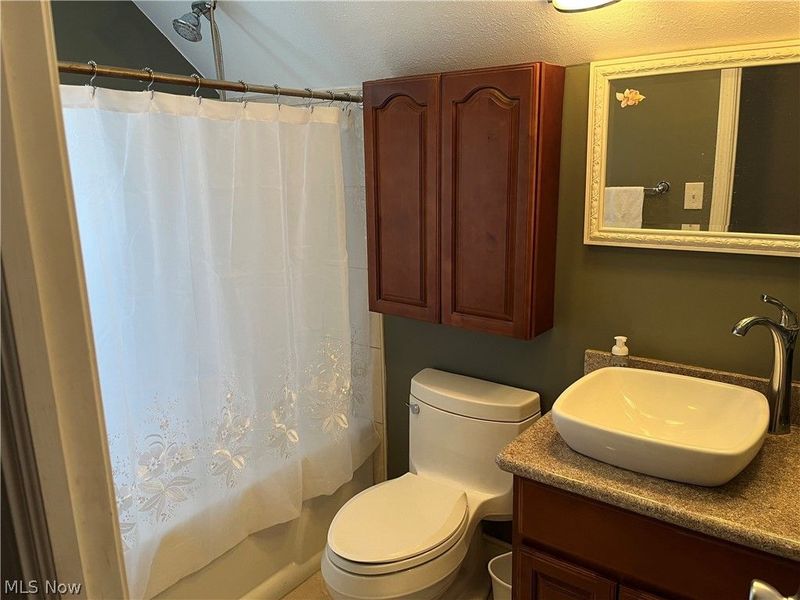 25540 Chatworth Drive, Euclid, OH 44117 Photo 21