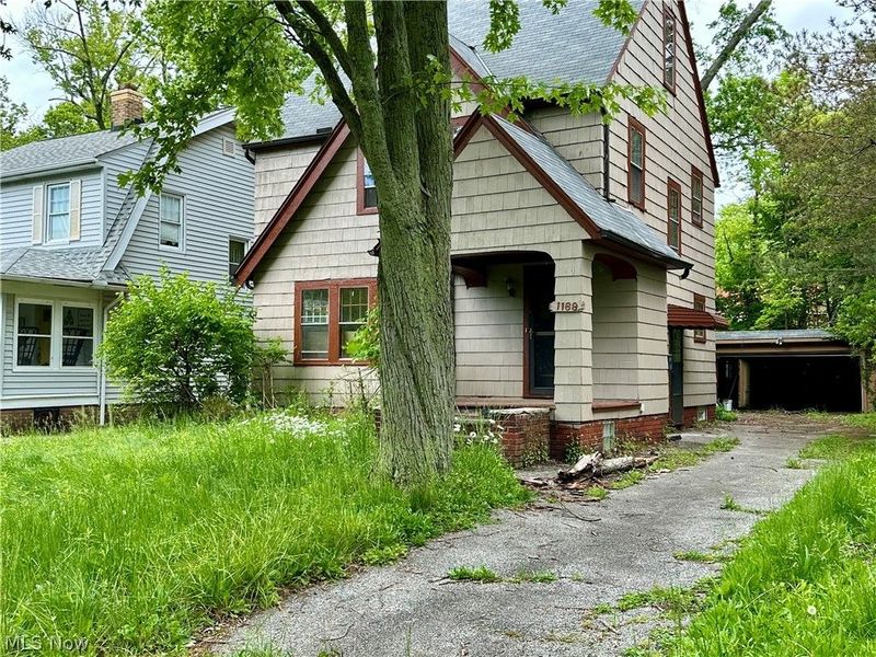1169 Erieview Road, Cleveland Heights, OH 44121 Photo 2