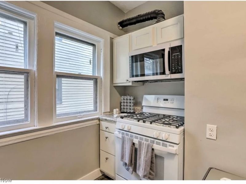 1623 Hillcrest Road, Cleveland Heights, OH 44118 Photo 8