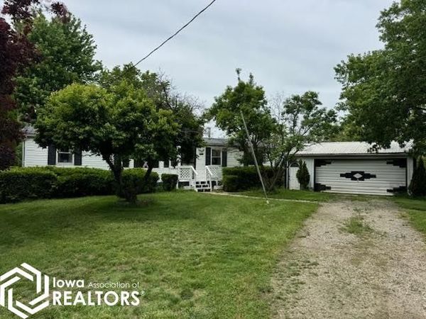708 Main Street, Gravity, IA 50848