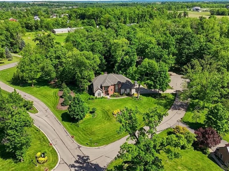 2350 Lostwood Court, Beavercreek Township, OH 45385 Photo 13