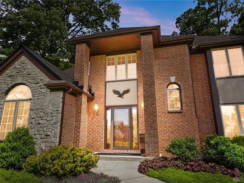 2350 Lostwood Court, Beavercreek Township, OH 45385 Photo 2