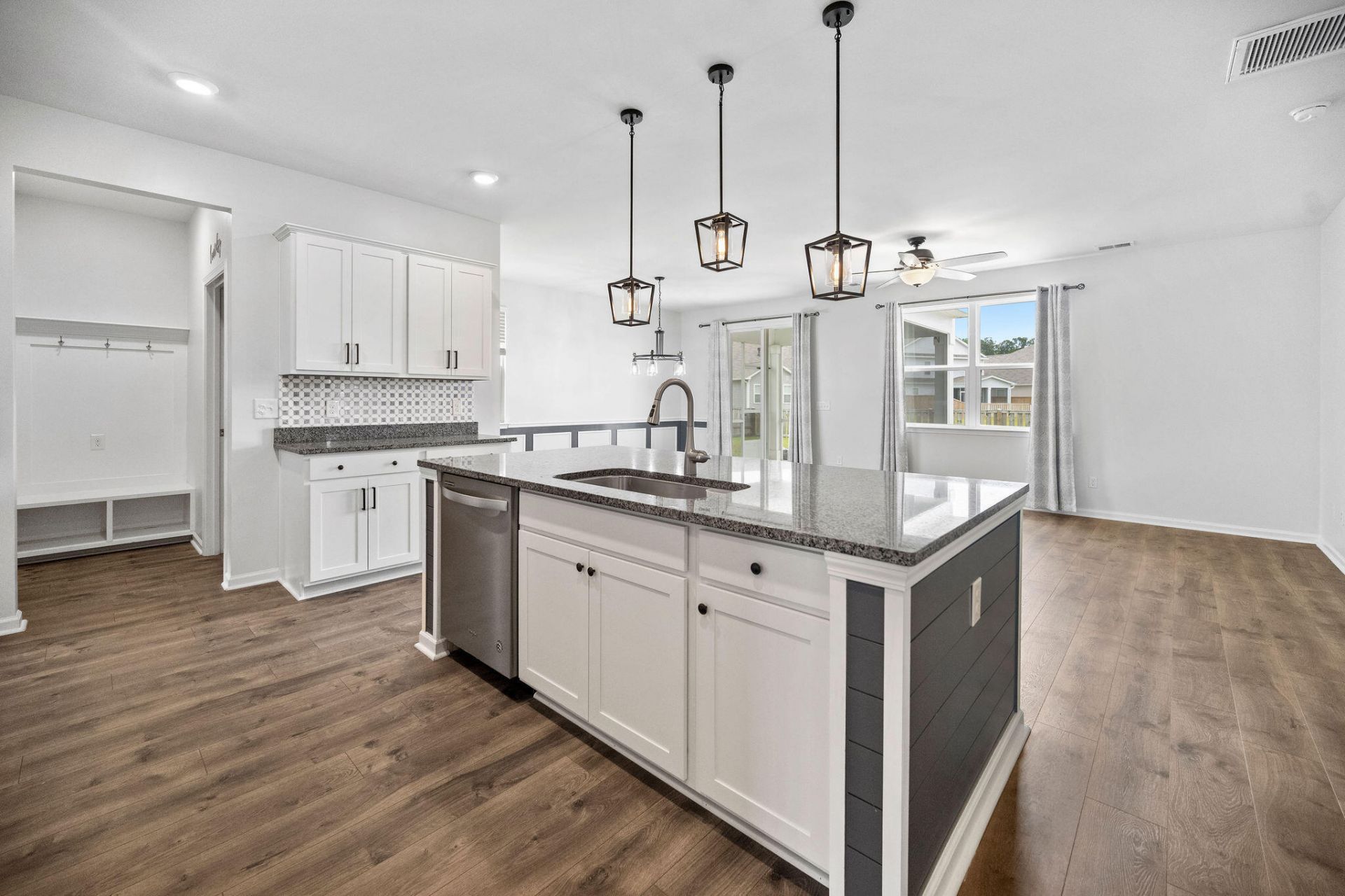 149 Airy Drive Photo 4