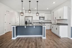 149 Airy Drive photo 4
