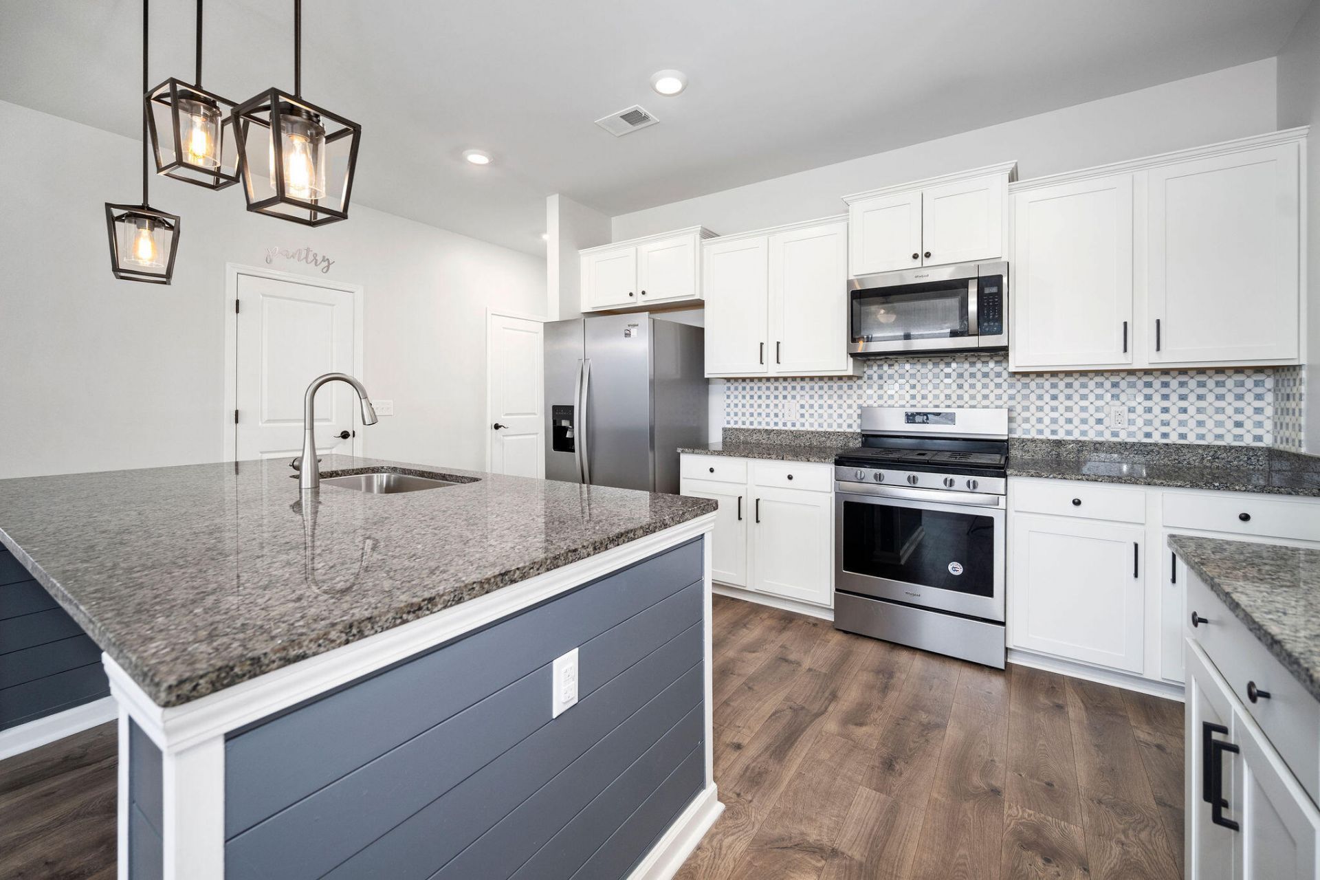 149 Airy Drive Photo 6