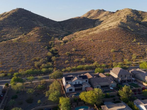 1615 W RED FOX Road, Phoenix, AZ 85085