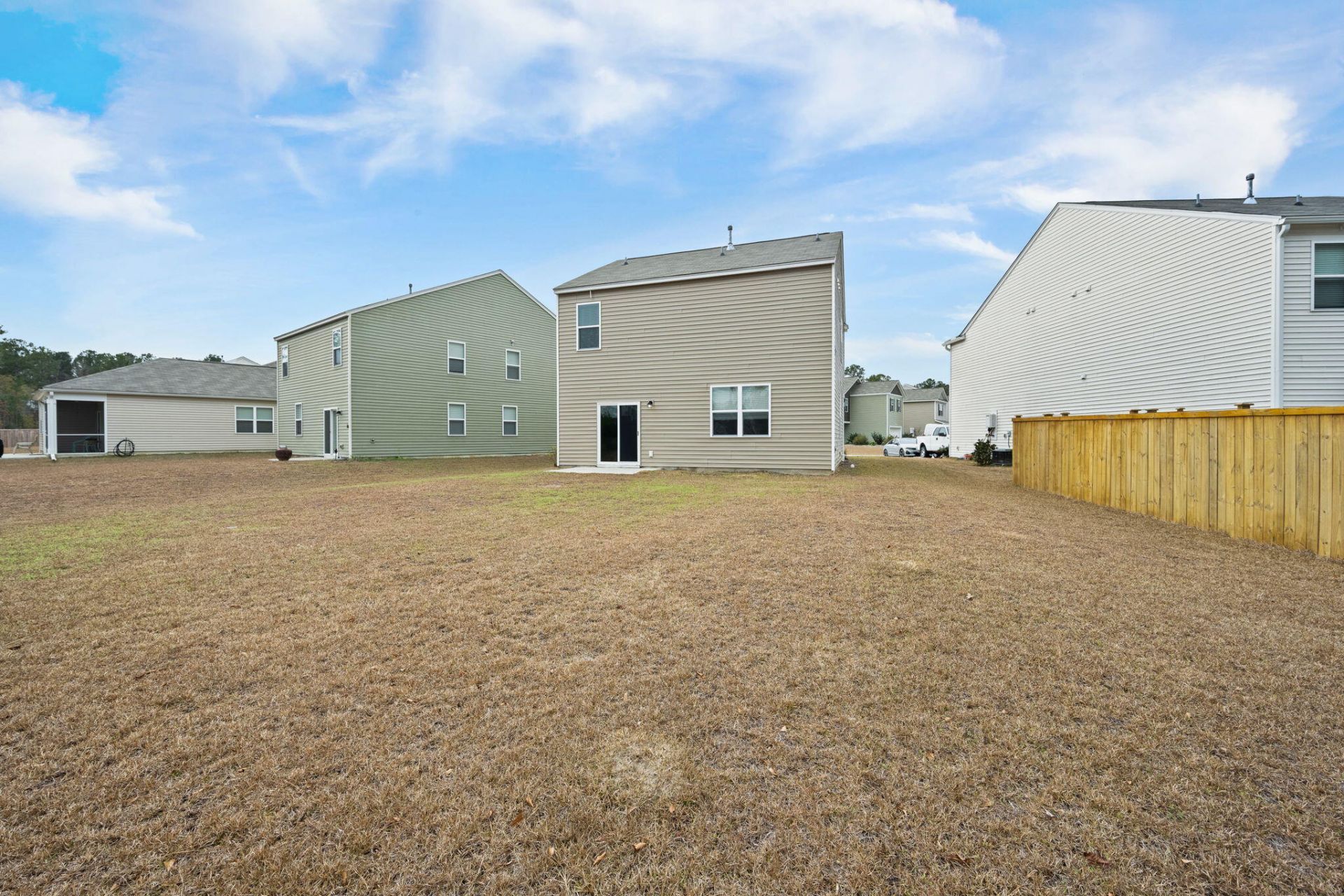 661 Silver Spruce Street Photo 31