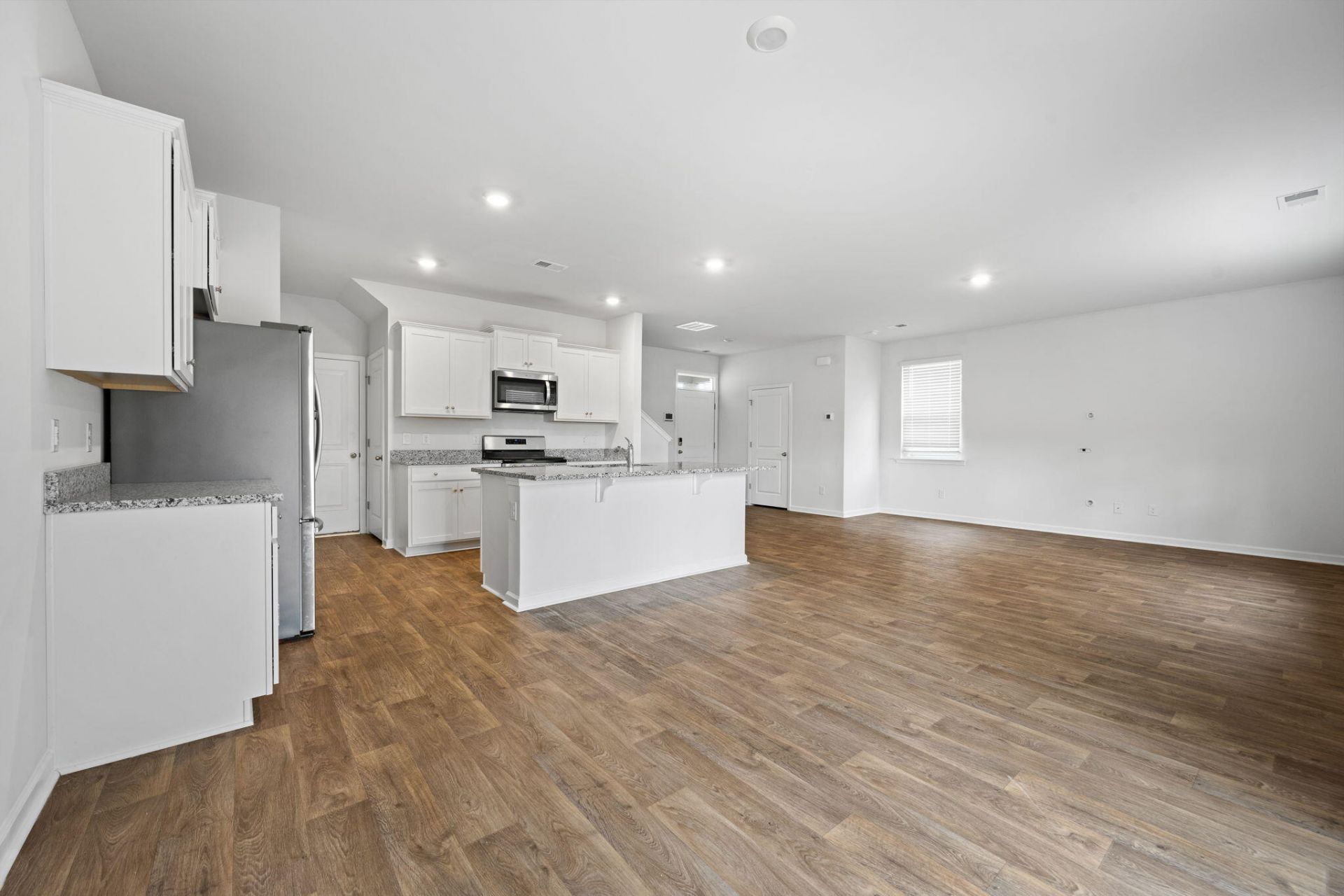 661 Silver Spruce Street Photo 9