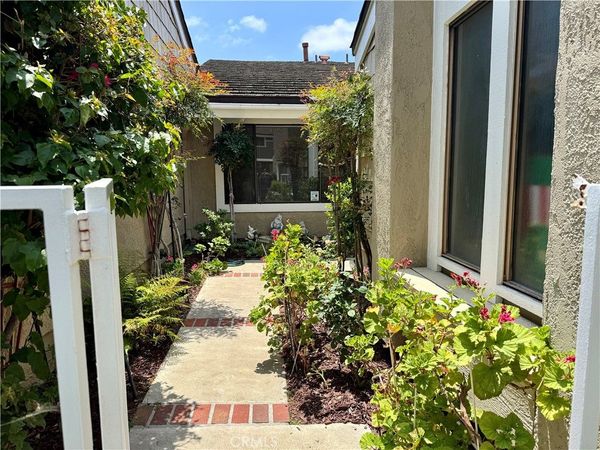 8 Coldstream, Irvine, CA 92604