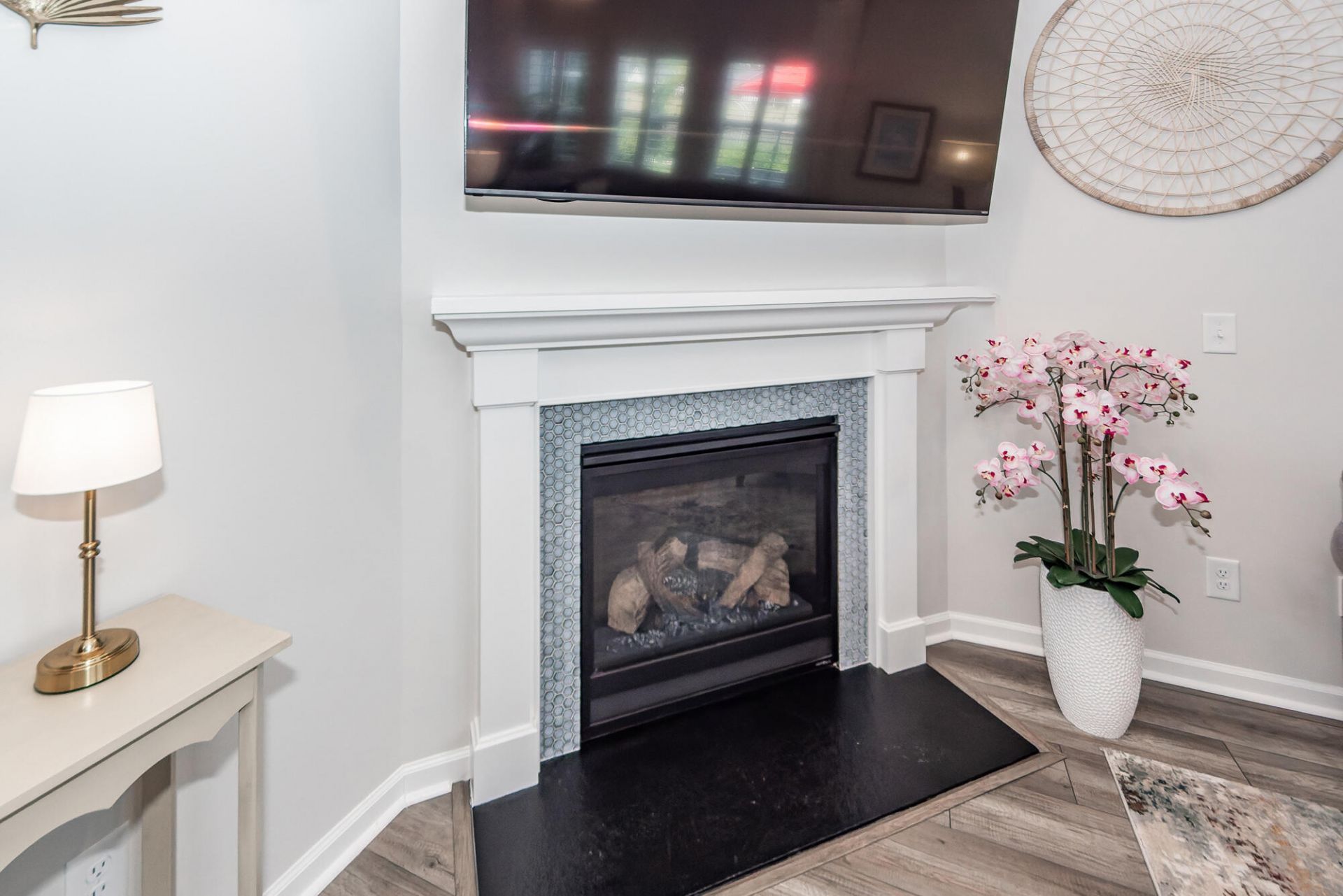 472 Richfield Way Photo 17