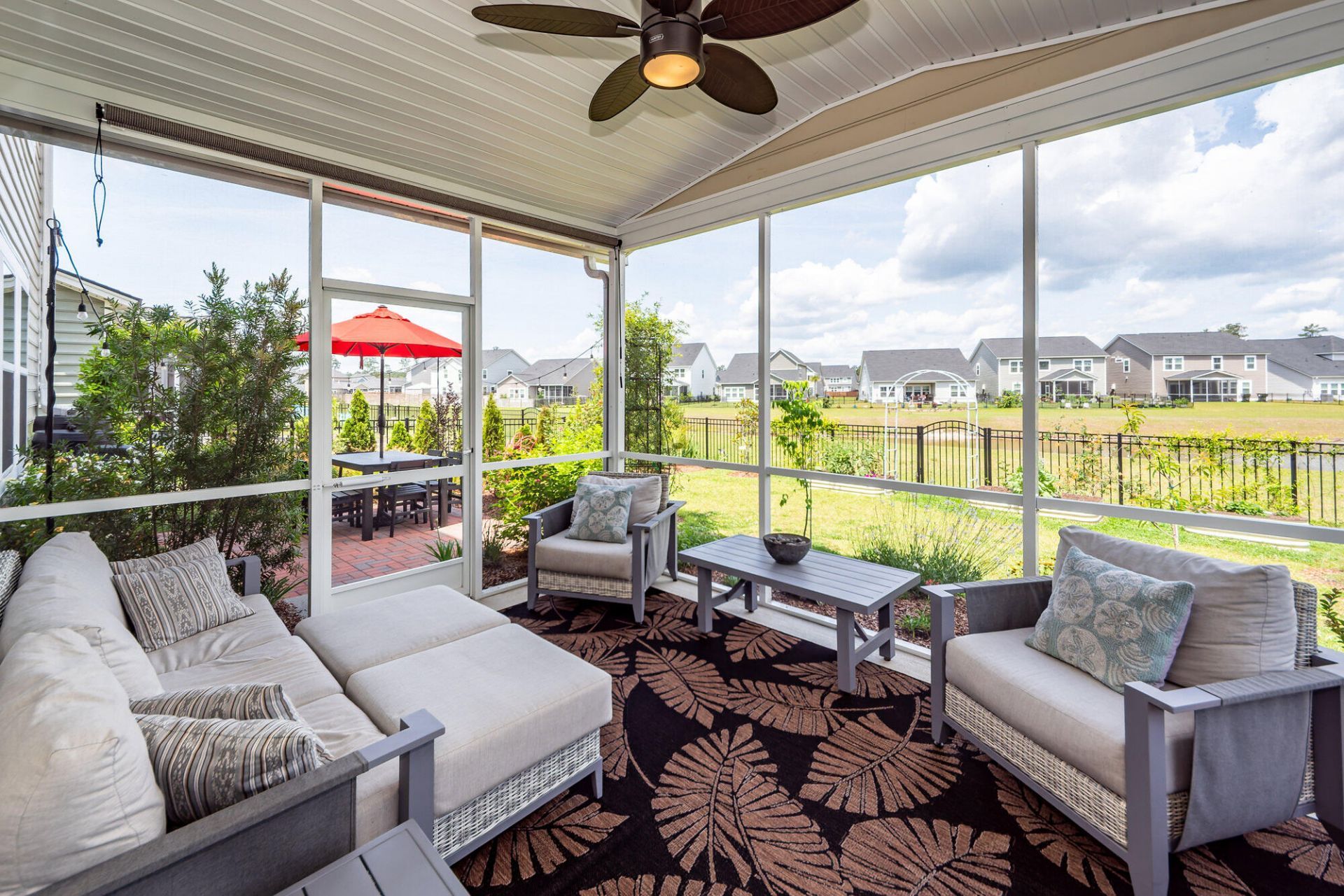 472 Richfield Way Photo 30