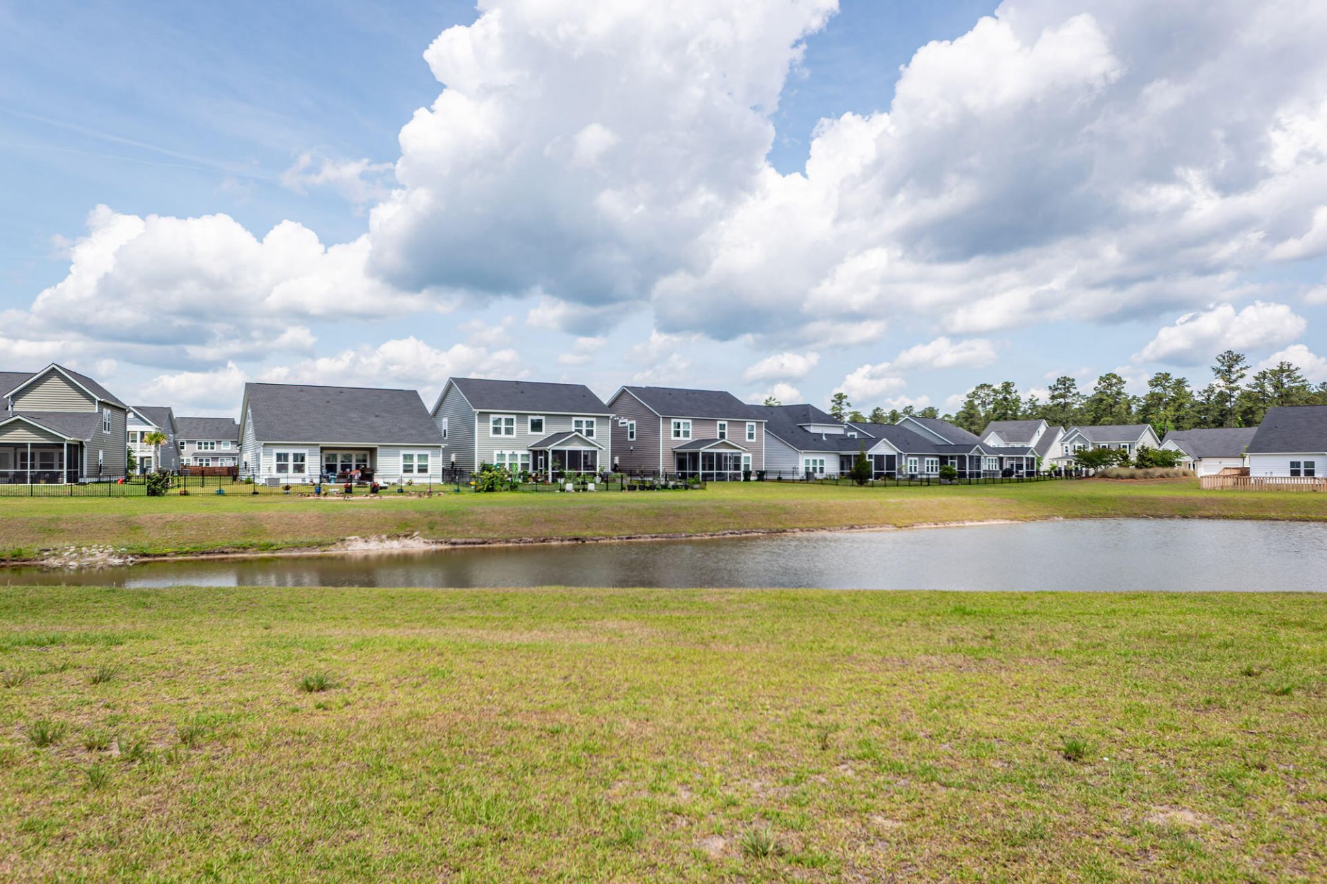 472 Richfield Way Photo 38