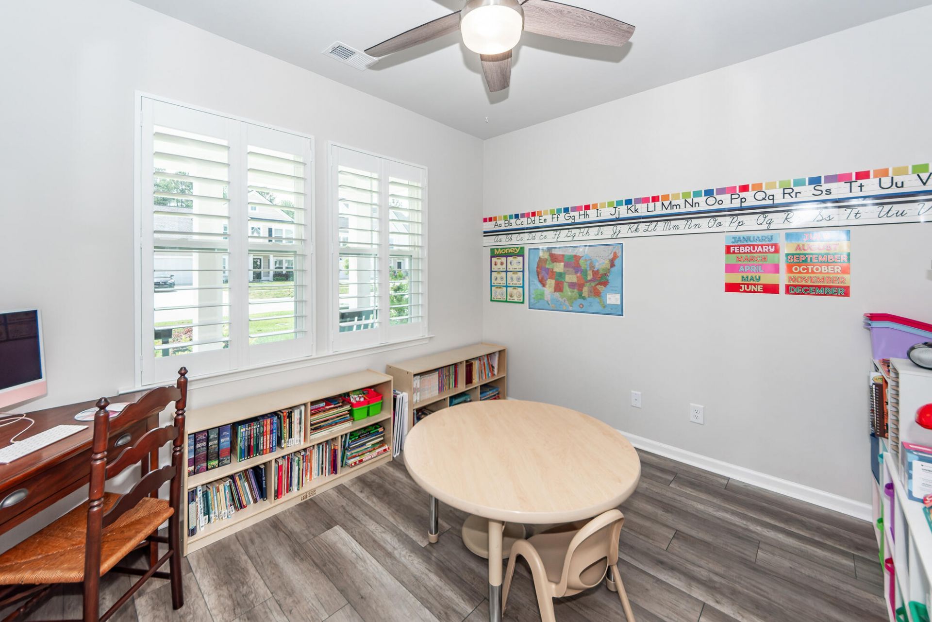472 Richfield Way Photo 6
